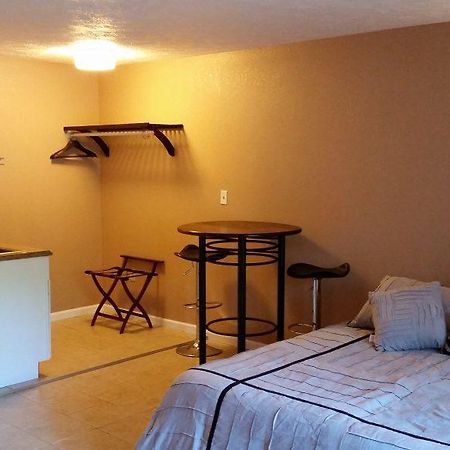 Northwinds Lodge Prudenville Bagian luar foto